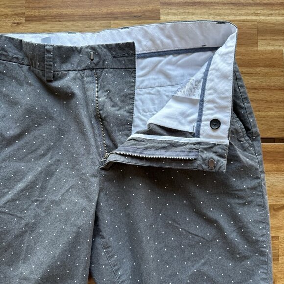 Old Navy Bermuda Shorts Mens Sz 31 Slim Blue White Polka Dot Shorts Preppy Beach - Picture 3 of 8